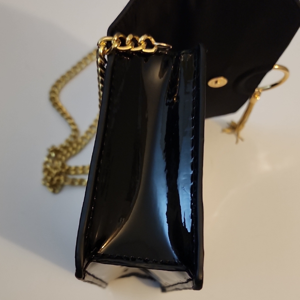 Jimmy Choo Parfumes Logo Tassel Crossbody. - Picture 8 of 11